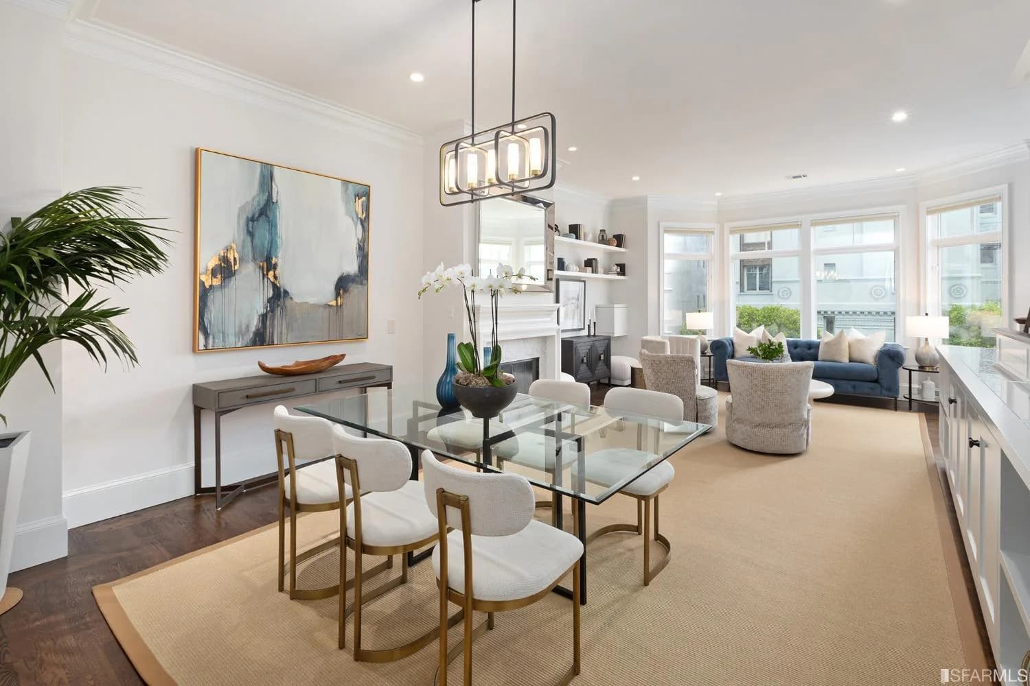Living and dining rooms at 1911-B Vallejo Street